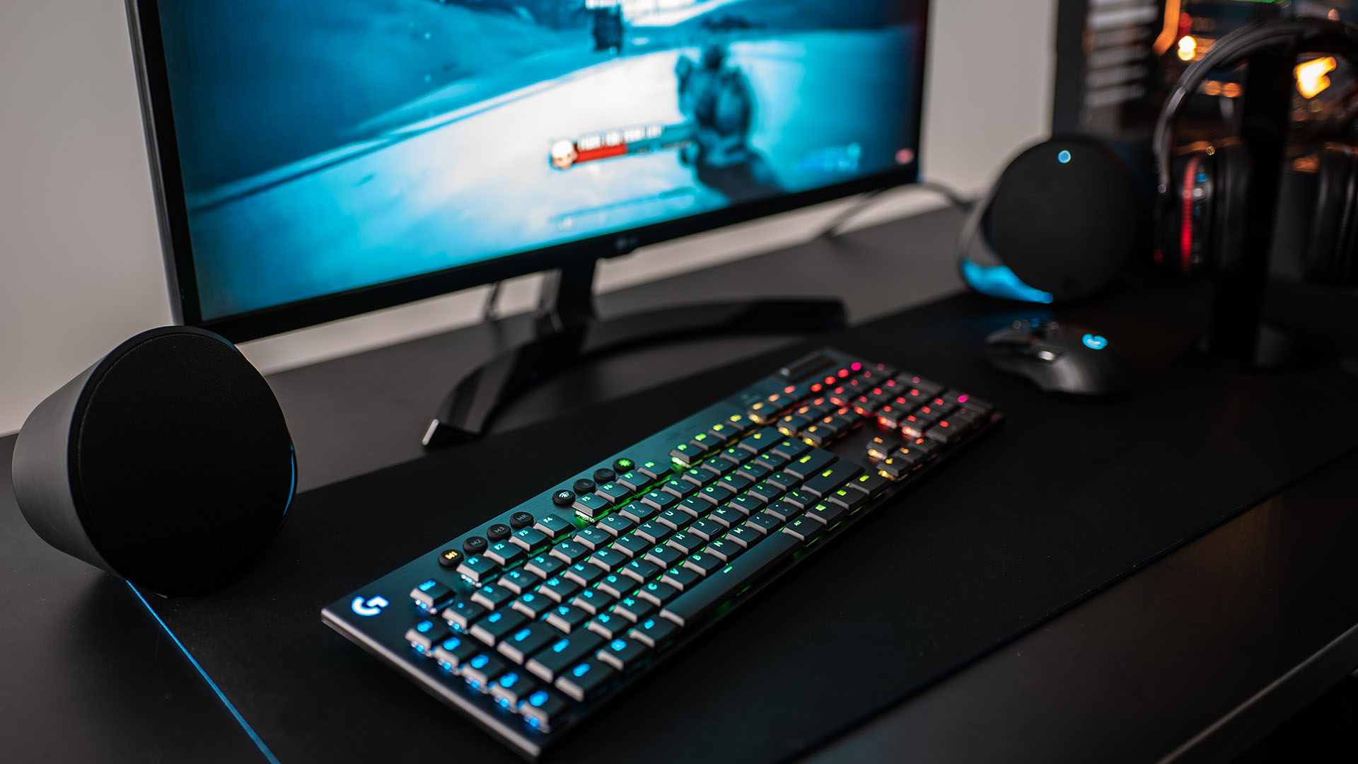 G915 LIGHTSPEED en G815 LIGHTSYNC RGB