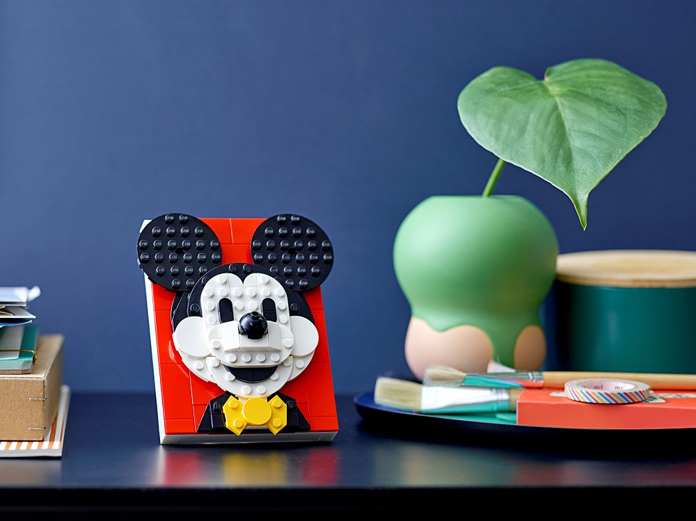 LEGO Brick Sketches Mickey Mouse en Minnie Mouse