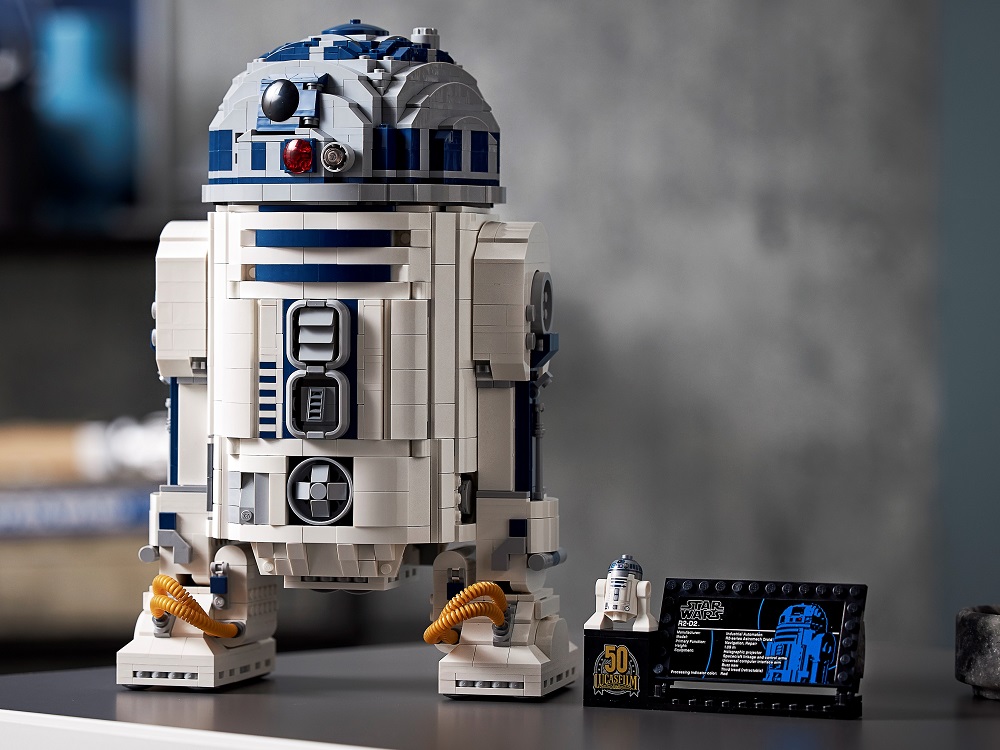 LEGO kondigt de nieuwe LEGO R2-D2 aan, binnenkort te bestellen!