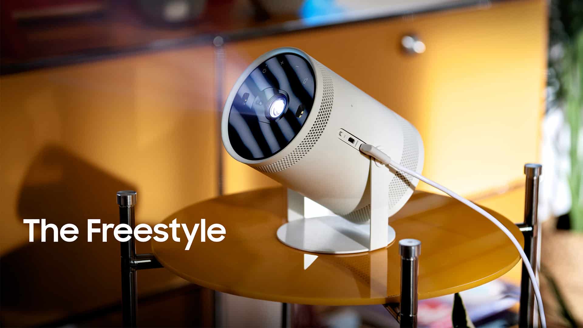 The Freestyle van Samsung is combinatie van speaker en projector