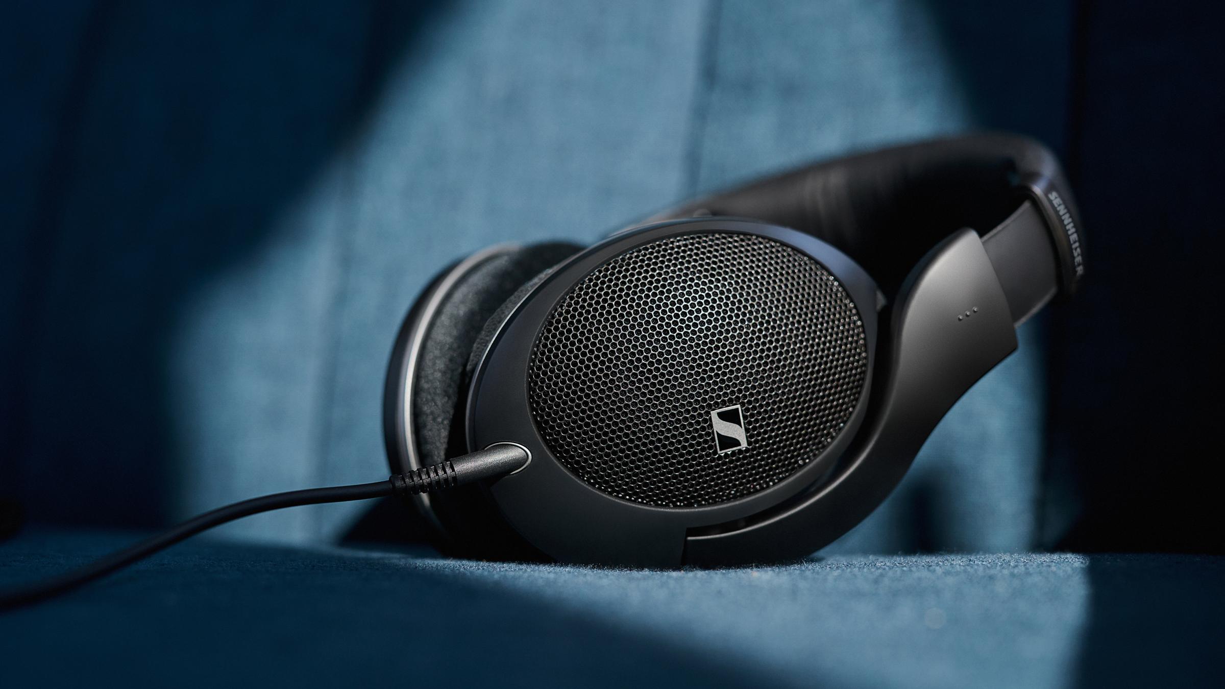 De Sennheiser HD 550 is niet alleen maar voor muziekliefhebbers