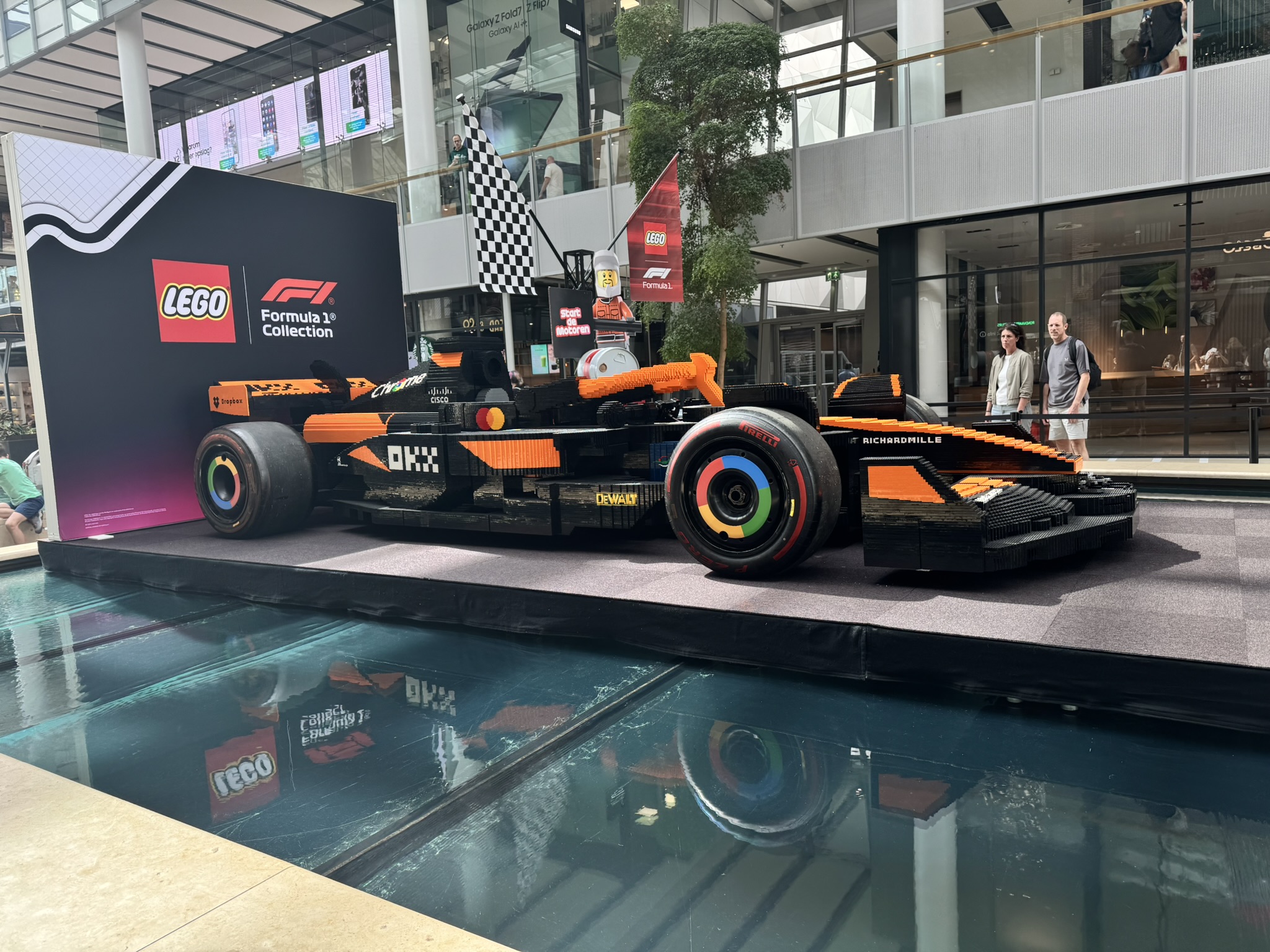 Interview: LEGO toont LEGO McLaren Formule 1-wagen in Utrecht