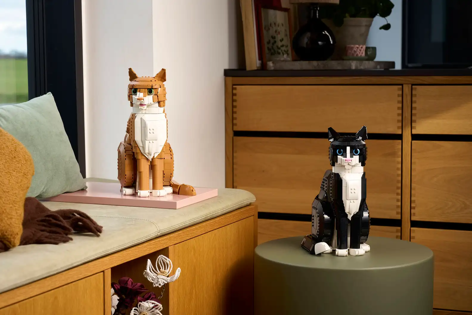 LEGO komt naast de zwarte kat ook met een oranje kat