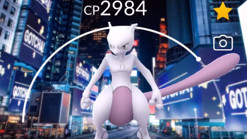 Spelers verkopen exclusieve Times Square Mewtwo voor duizenden dollars