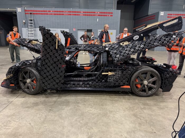LEGO Technic Koenigsegg Sadair’s Spear