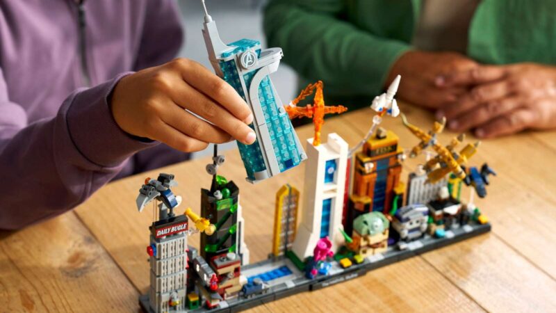 LEGO Marvel Skyline
