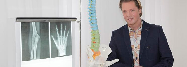 Van huisartspraktijk naar tv-studio – Een gesprek met (TV) dokter Felix van der Wissel