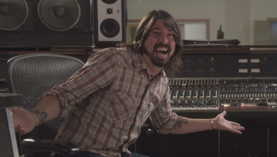 Dave Grohl zit niet stil
